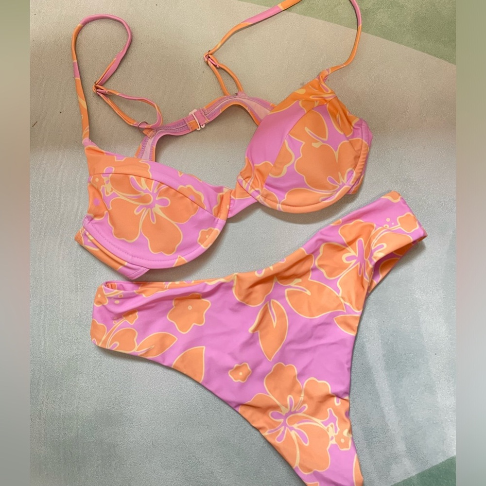 Aurelle bikini